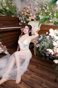 HUYỀN ANH - HÀNG MỚI SIÊU CHIỀU KHÁCH