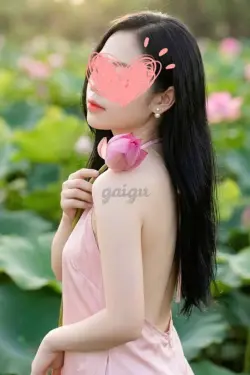 Hot❤️HÀ MY❤️EM GÁI MIỀN TÂY-VÚ HỒNG BÍM KHÍT BAO NGON