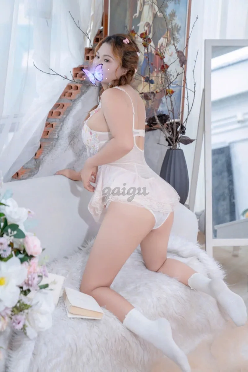 Trà My ❤️Xinh Trắng Mịn ❤️Thích Làm Tình ❤️