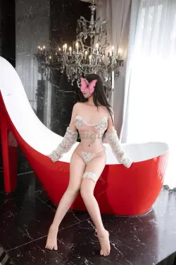 HOT GIA KỲ 2k4 VÚ NGON BÁ CHÁY, DÁNG SEXY, BƯỚM NGON KHÍT,CHƠI LÀ NGHIỀN EM